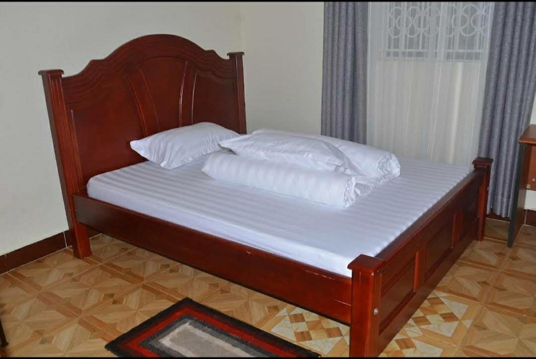 Migingo Suites Entebbe Zewnętrze zdjęcie