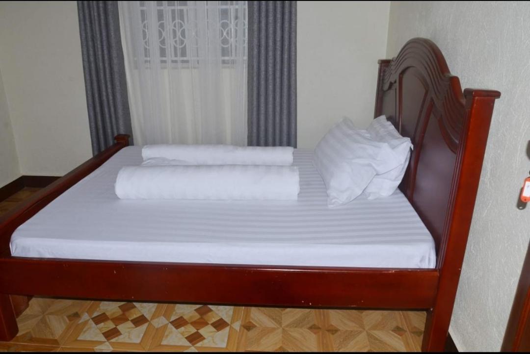 Migingo Suites Entebbe Zewnętrze zdjęcie