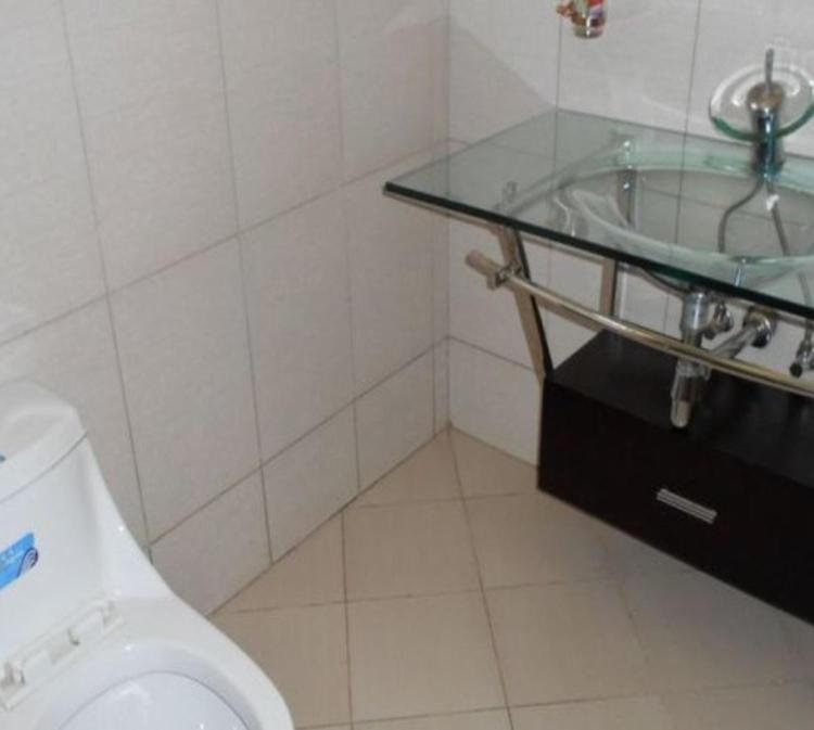 Migingo Suites Entebbe Zewnętrze zdjęcie