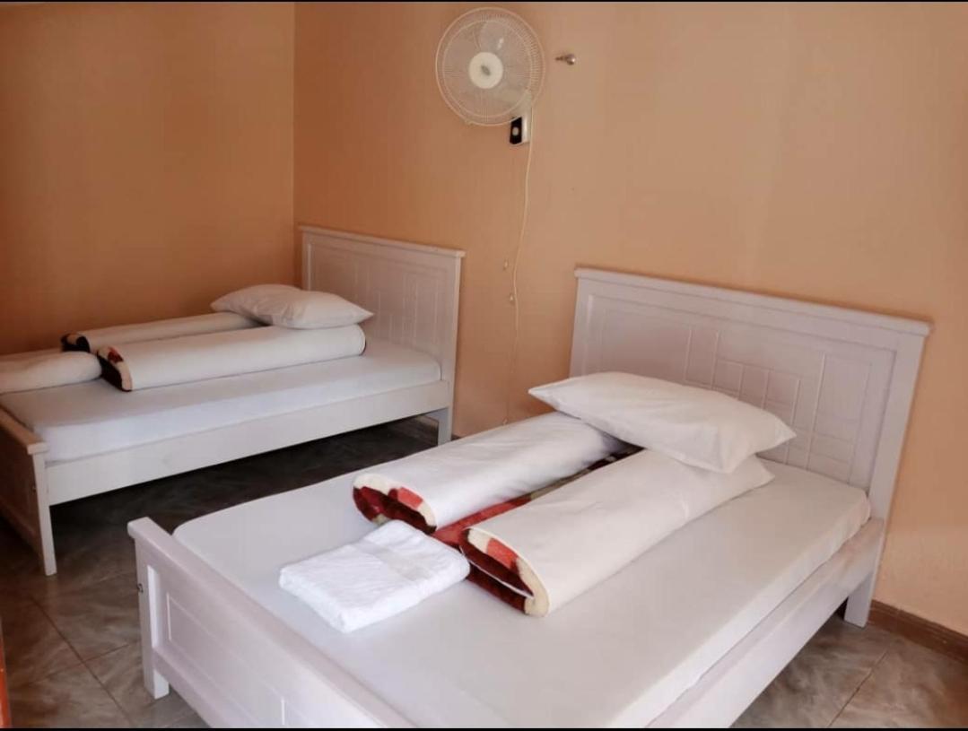 Migingo Suites Entebbe Zewnętrze zdjęcie