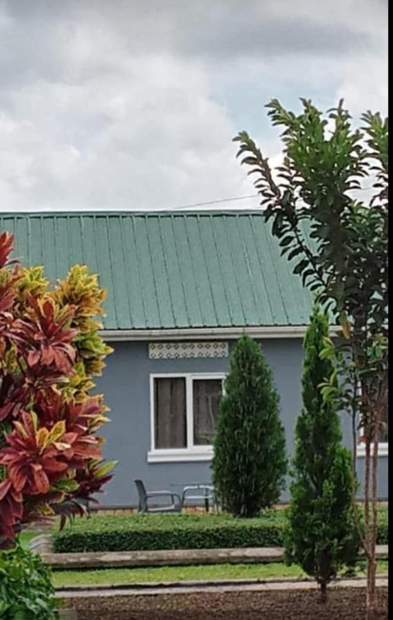 Migingo Suites Entebbe Zewnętrze zdjęcie