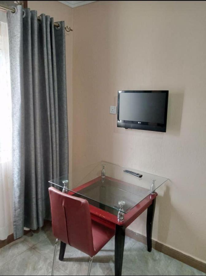 Migingo Suites Entebbe Zewnętrze zdjęcie