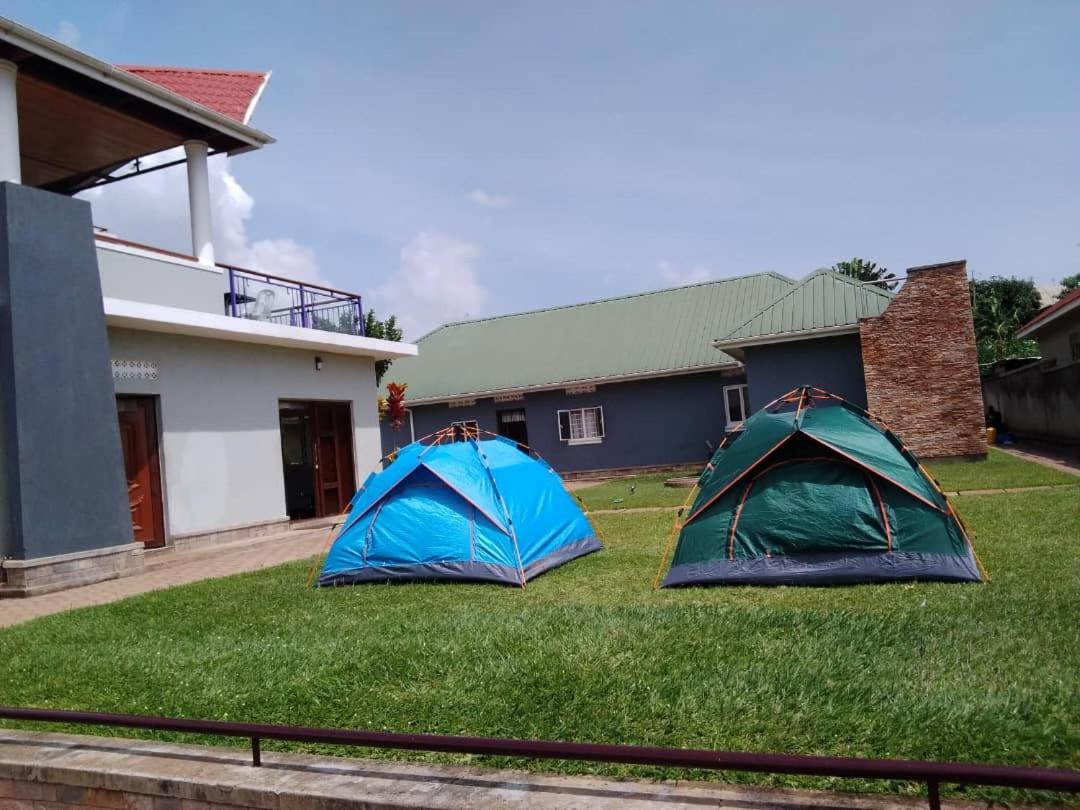Migingo Suites Entebbe Zewnętrze zdjęcie